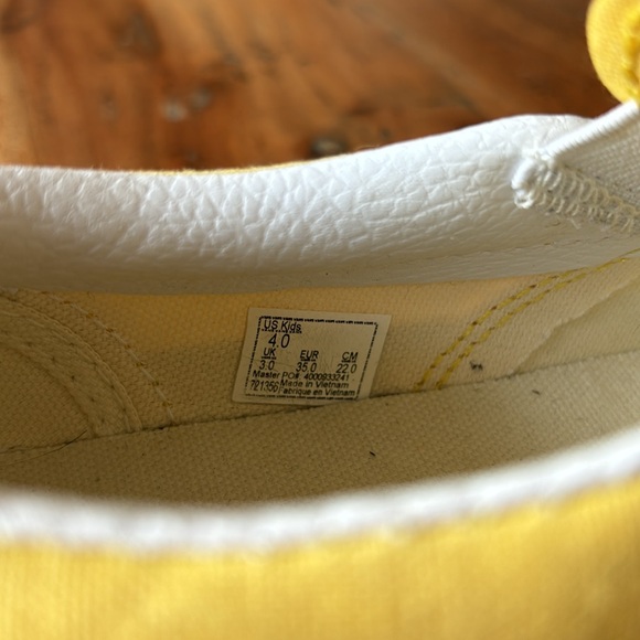 Youth Checkered Vans - Picture 5 of 6